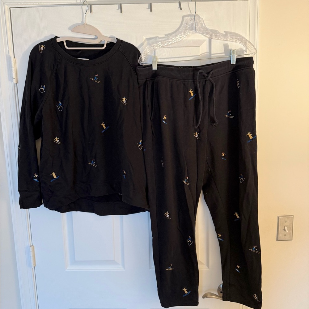 Lou and Grey black sweat set with embroidered skiers